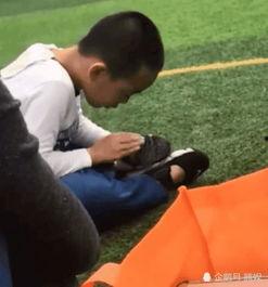 白敬亭被粉丝爆料视频,真实生活曝光引网友热议  第1张